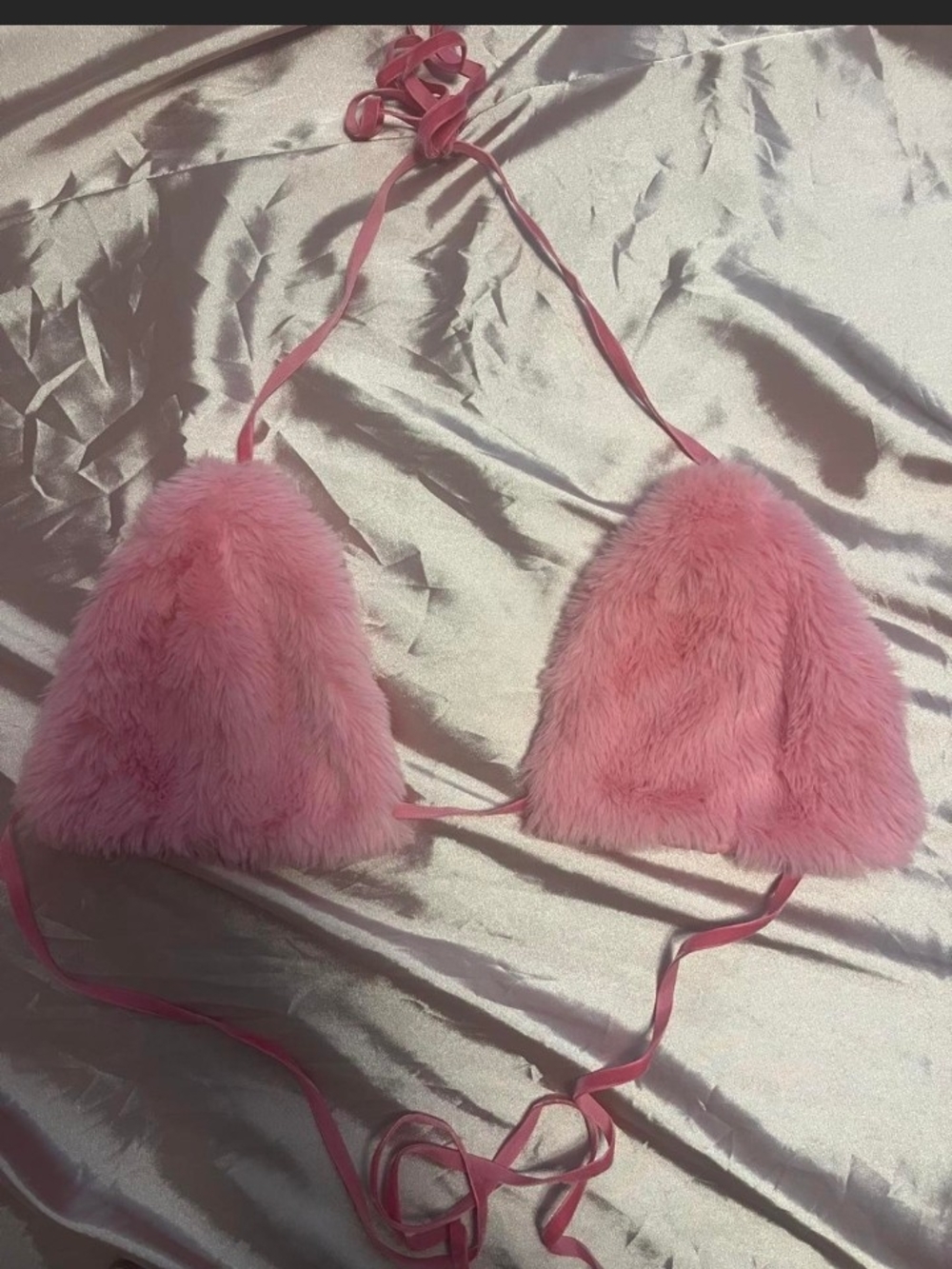 Pink Furry Bra - Picture 2 of 5